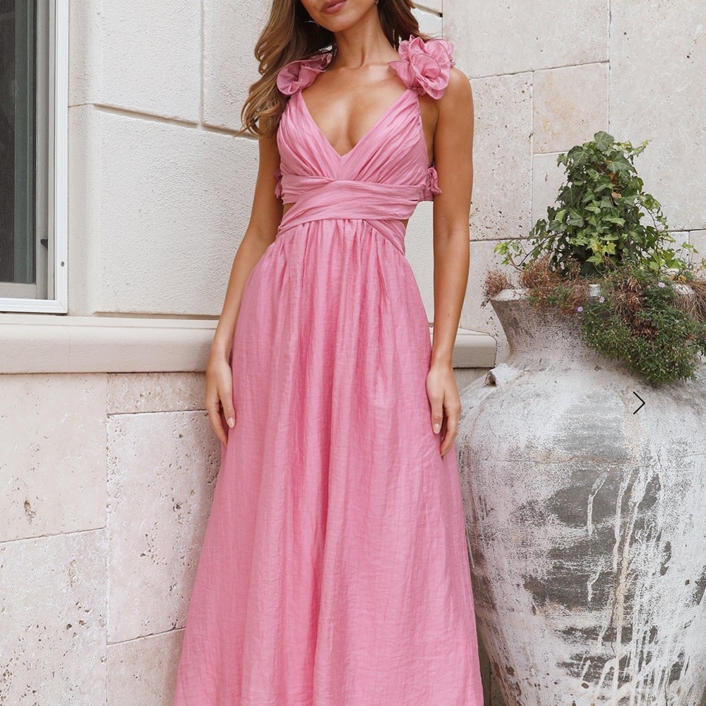 Hello Molly RING THE WEDDING BELLS MAXI DRESS PINK